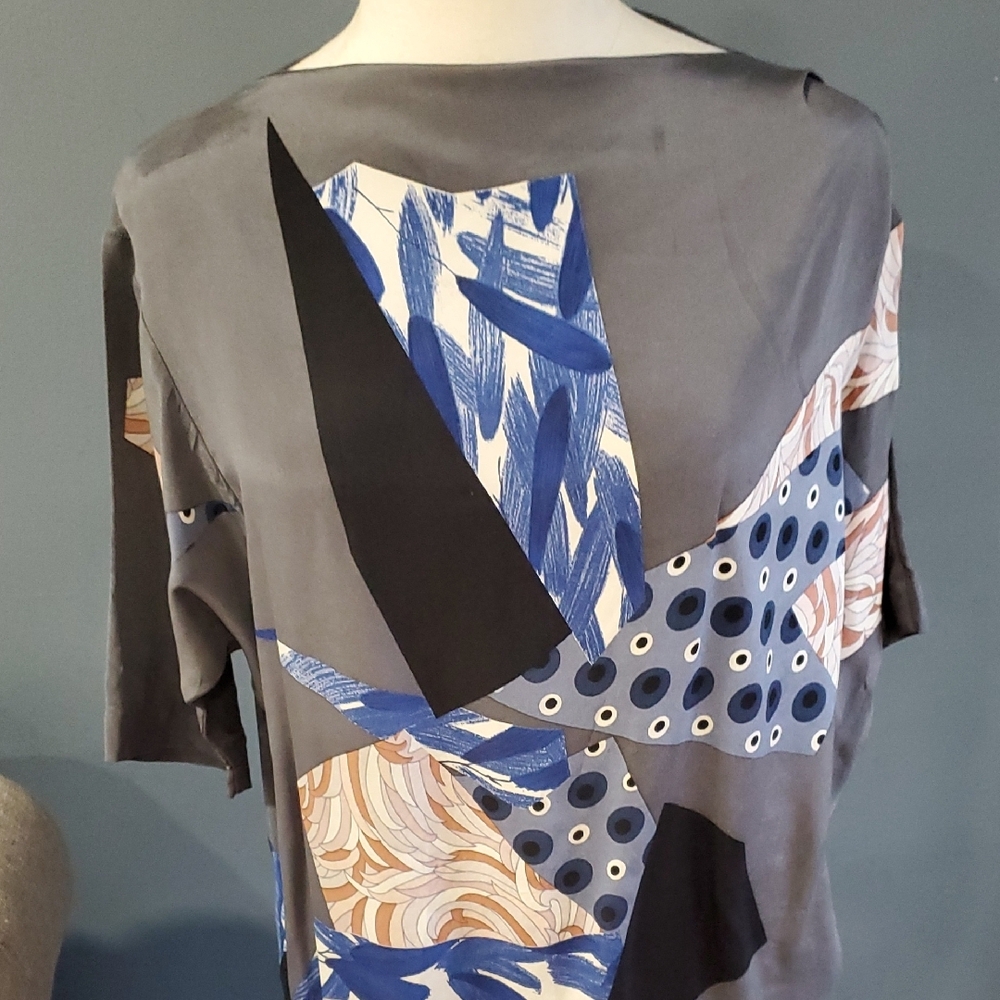 Rutzou Gray and Blue Silk  Sheath Artdeco  Dress with Dolman Sleeves - Picture 3 of 16